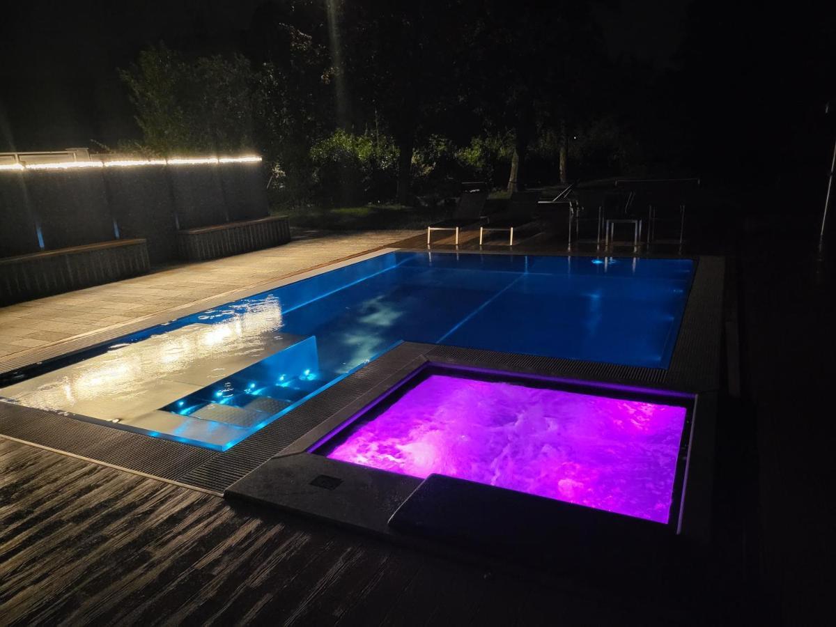 Royal Suite Parma Con Piscine Calda E Fredda Buitenkant foto